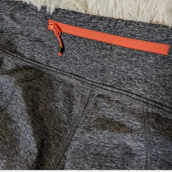 Lululemon cropped pace revival leggings - Picture 8 of 8
